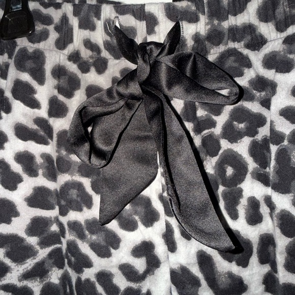 New York & Company Black and White Animal Print Pajama Pants - Picture 3 of 6